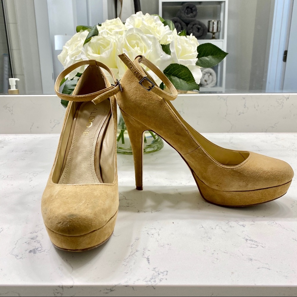 💫Super Cute Tan Aldo Pumps💫